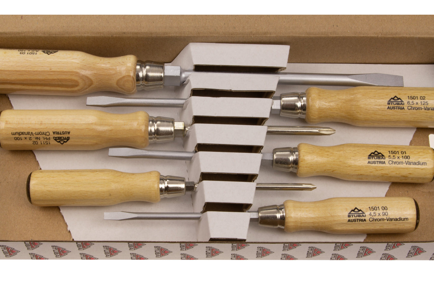 STUBAI 1580 Schraubendrehersatz 6-teilig, Kreuz- und Schlitz-Schraubendreher mit ergonomischem Hartholzgriff, versiegelter Oberfläche und Sechskant, Werkstatt Set für präzises Arbeiten im Handwerk Pro!