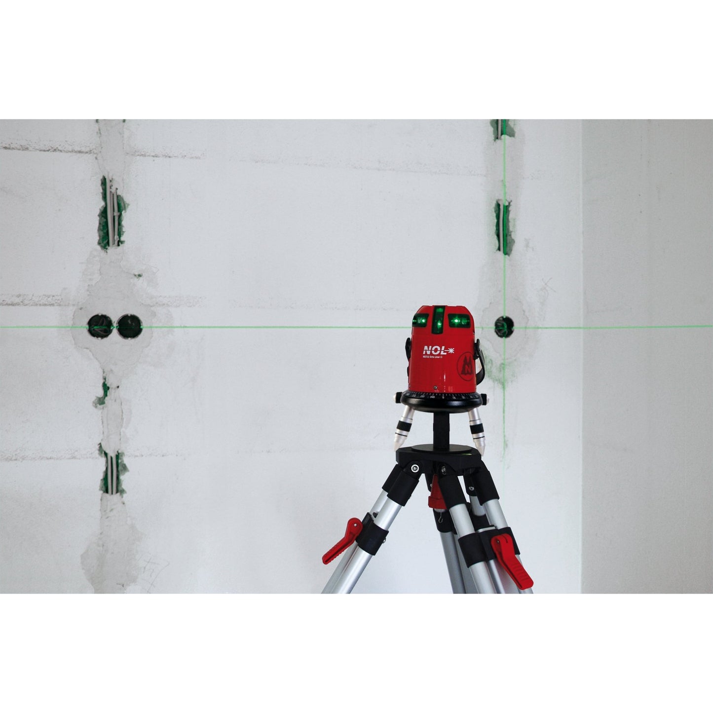 NESTLE Octoliner G Kreuzlinienlaser | grüner Laserstrahl, 360° Horizontallinie, 4 Vertikallinien & Lotpunkt | motorisierte Selbstnivellierung, IP54, ±1,5mm/10m | inkl. Akku & Koffer | von NESTLE