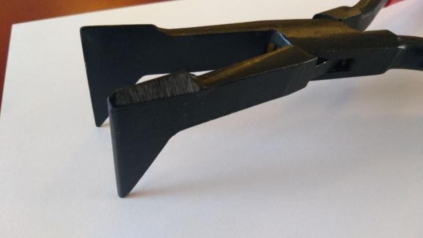 Stubai 282802 Quetschfalzzange 2828 einseitig 55 mm – für Fensterbleche & schwer zugängliche Stellen, durchgesteckt, geschmiedet C45 Carbonstahl, vergütete Backen, rot beschichtet