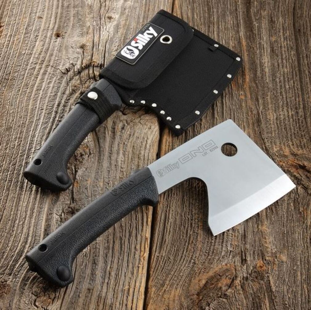 Ono Axt – Japanische Camping-Axt mit ergonomischem Antirutschgriff & 18 cm Blatt aus Spezialstahl | Ideal für Äste & Outdoor | Inkl. Hülle mit Gürtelschlaufe & Aufhängeöse | Austauschbares Blatt