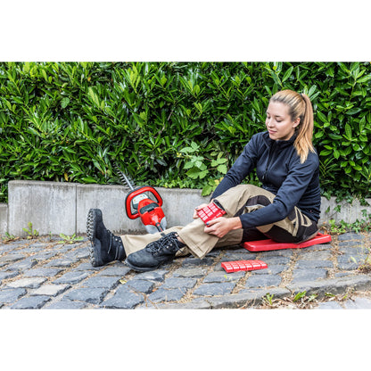 Kneetek Kniepolster MultiPad | 250 x 150 x 20mm | 2 Stück, 40g, rot | optimaler Schutz in Kombination mit Arbeitshose | Knieschutzpolster geeignet für Klempner, Elektriker, Fliesenleger, Handwerker