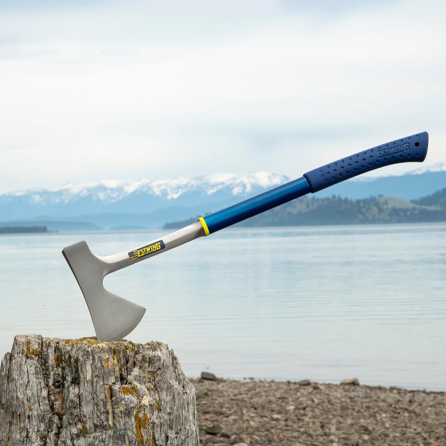 ESTWING Lange Axt mit blauen Vinylgriff, 100mm | Gewicht  1730g |  mit Nylon Schutzhülle | Campers Stahl Axe mit Metall-Griff und Nylon Vinyl Shock Reduction Grip