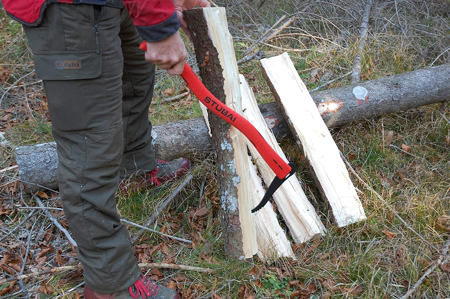 STUBAI HANDSAPPEL mit rotem Kunststoffstiel 600 mm – Sappel zum Aufnehmen, Ziehen und Transportieren von kleineren Holzstücken und Baumstämmen – robustes Forstwerkzeug für Holzarbeiten