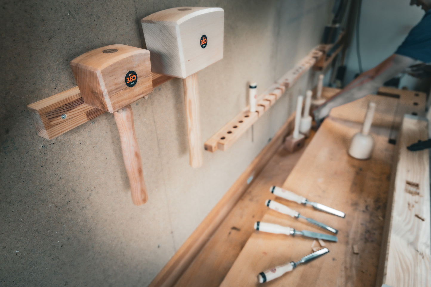 Cut360 Bildhauerklüpfel | konisch aus einem Stück Weißbuche | 80 mm | Länge: 295 mm | Gewicht: 525 g | Holzhammer für Schnitzarbeiten | Schnitzhammer & Klopfwerkzeug vereint zum Künstlerwerkzeug