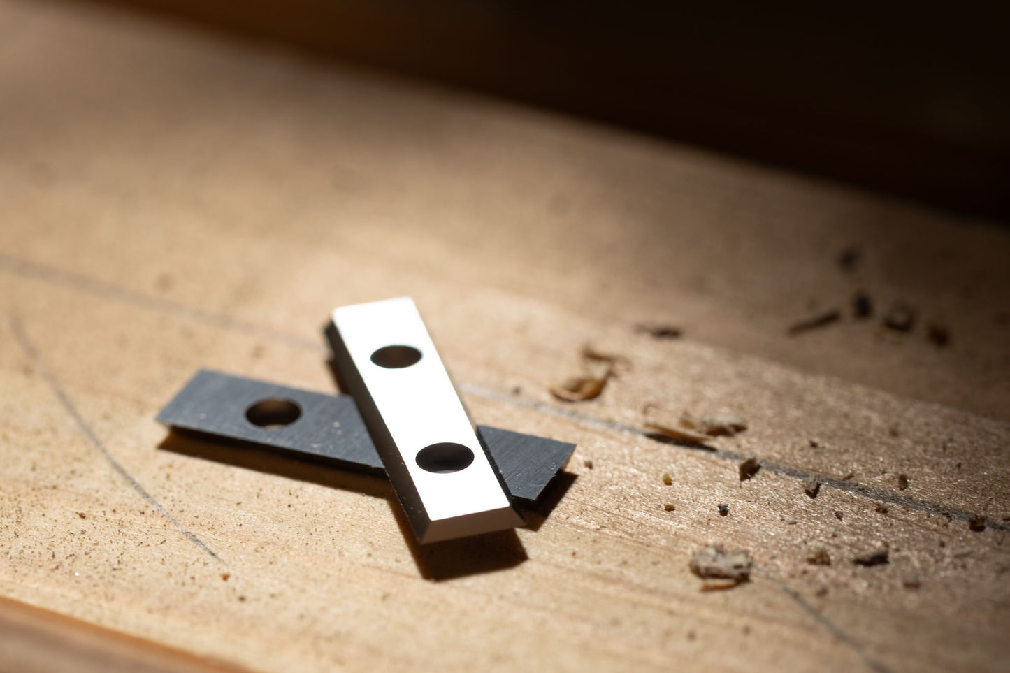 HM Wendeplatte 35° | 100x13x1,5mm a=60mm |2 Stück | sehr gut geeignet für MDF, Spanplatten, Hartholz | gut geeignet für Weichholz |für Wendeplattenwerkzeuge  | Nutfräser