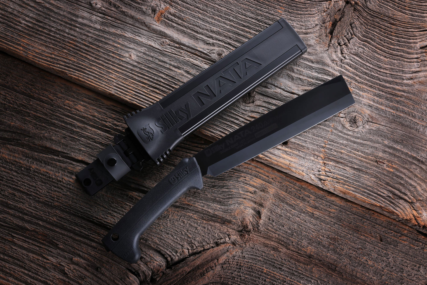 Silky NATA Outback Edition 240 mm Haumesser – Beil und Messer in einem, doppelseitige SKS-51 Stahlklinge mit Black Oxide Beschichtung, Genki Gummigriff, inkl. Holster für Outdoor, Bushcraft und Garten