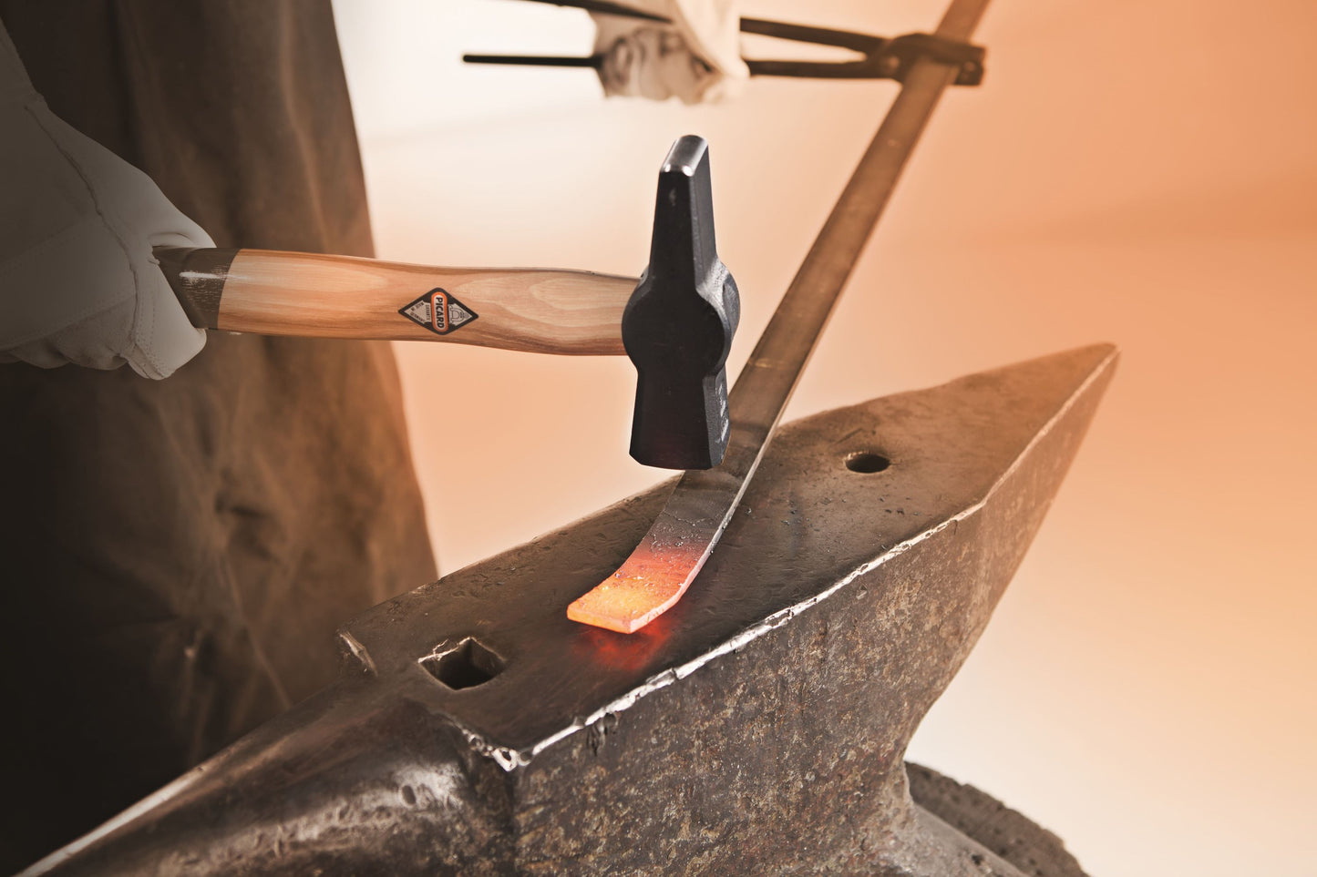 Picard Schlosserhammer mit Hickorystiel 100g Kopfgewicht DIN 1041