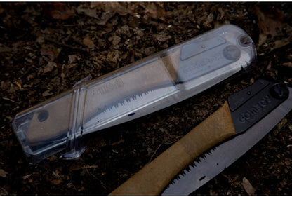 SILKY- Gomboy Curve Outback Edition 240 mm: grob verzahnte Klappsäge (8 Z/30 mm) mit gebogener Klinge aus Premium Japanese Steel, schwarzer Nickel-Zinn-Beschichtung – Bushcraft & Jagd.